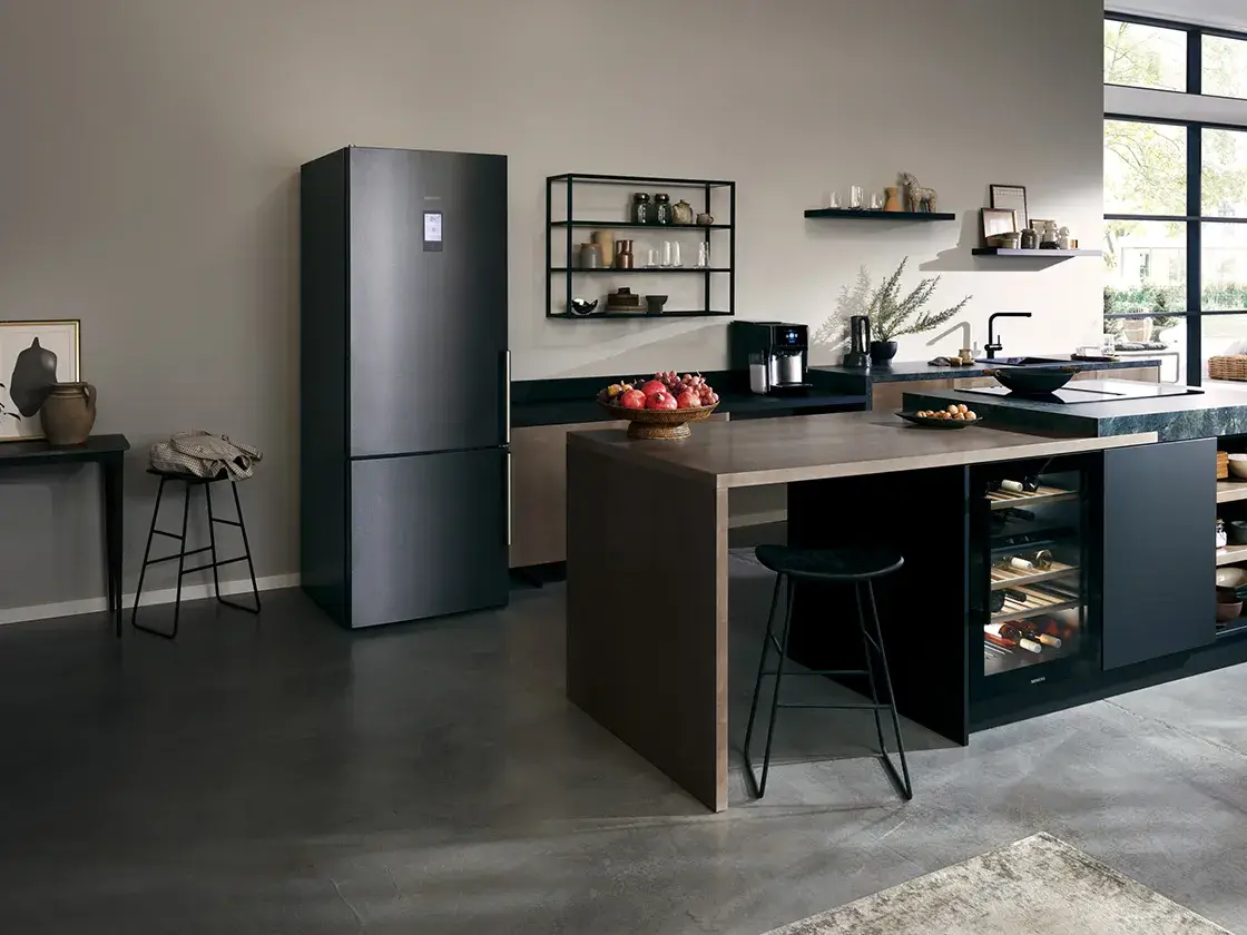 Siemens freistehender Kühlschrank Kochfeld mit Induktion und Dunstabzug